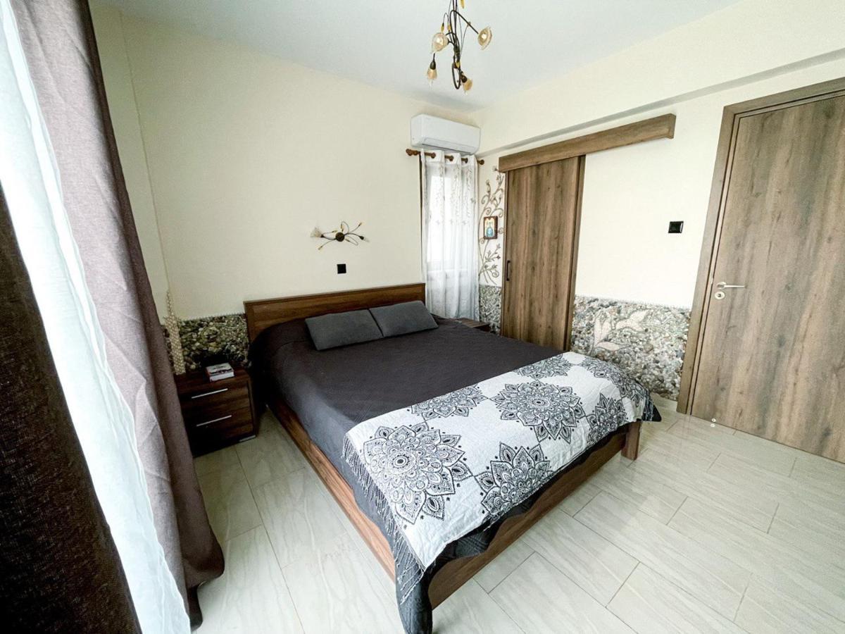Mosaic Villa By The Sea โปรทาราส ภายนอก รูปภาพ